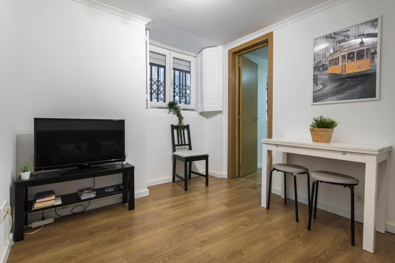 Alfama Typical Beco Dos Ramos Apartman Lisboa Kültér fotó